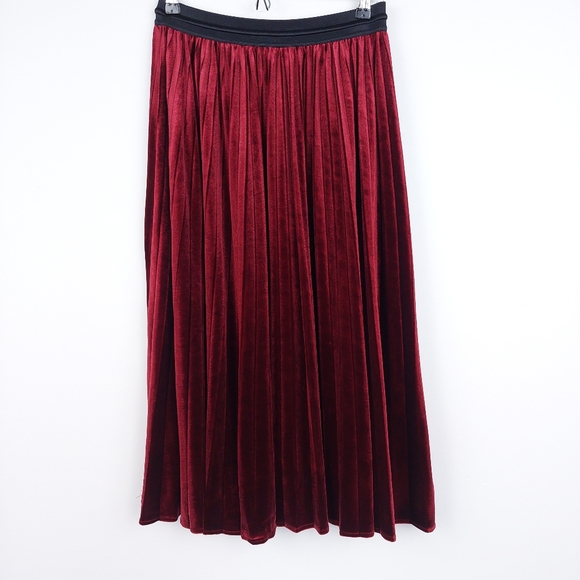 Hush Dresses & Skirts - Hush Burgundy Velvet Pleated Maxi Skirt Size 12